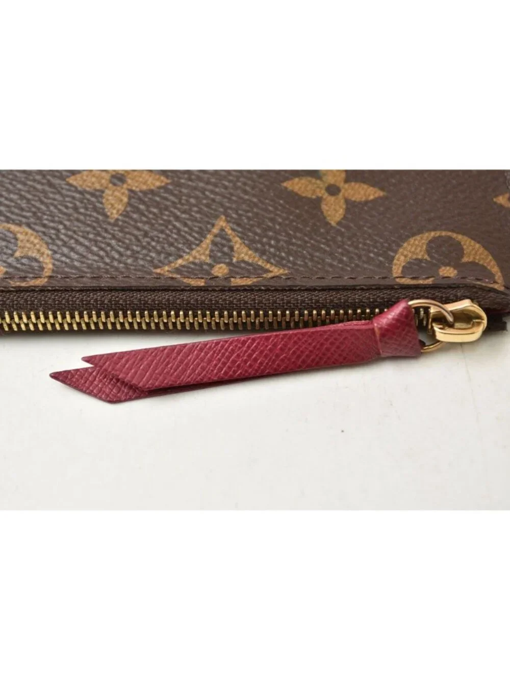 Louis Vuitton Pouch Flat Pochette Felicie Only Monogram Fuchsia
